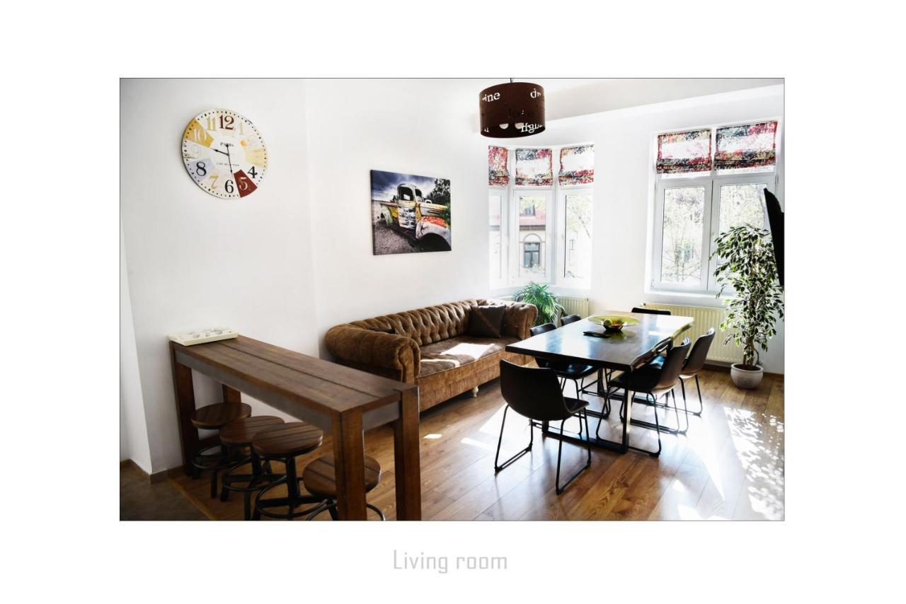 Apartament Dinicu, Brasov, Romania Buitenkant foto